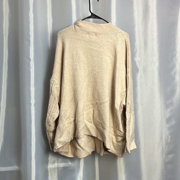 Ava & Viv button down sweater - Picture 2 of 4